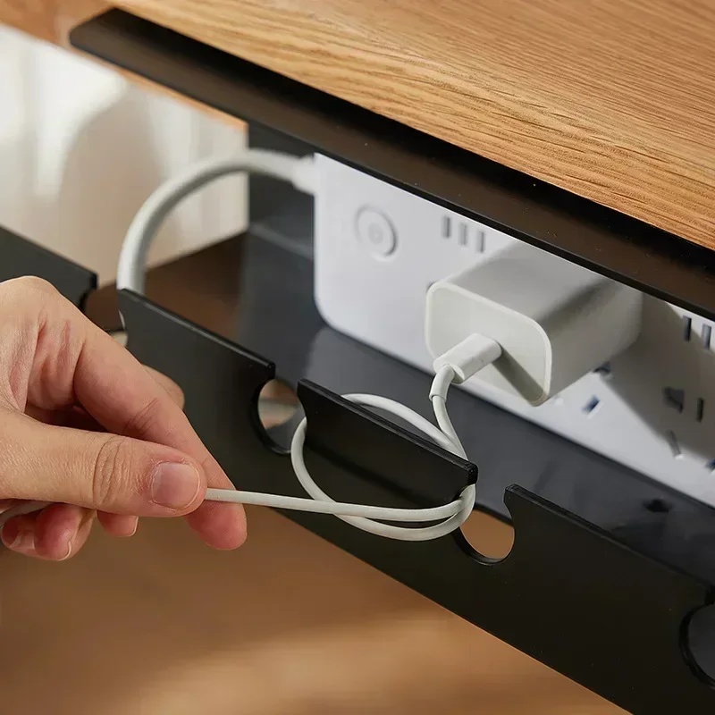 Bez wiercenia, podblatowy uchw – Cable Tray Under Desk recenzja i cena