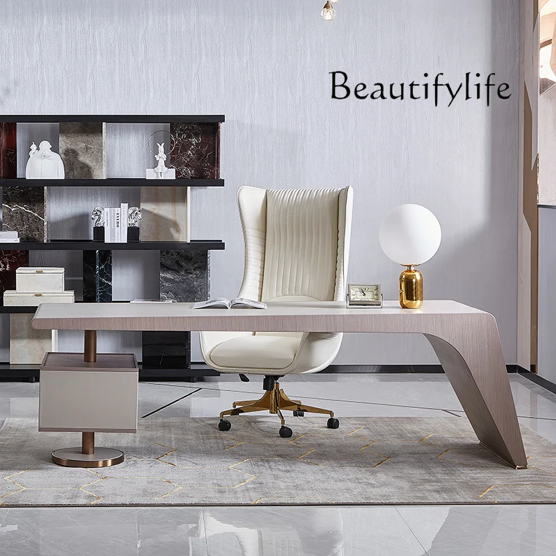X Włoski postmodernistyczny me – Office X Furniture recenzja i cena
